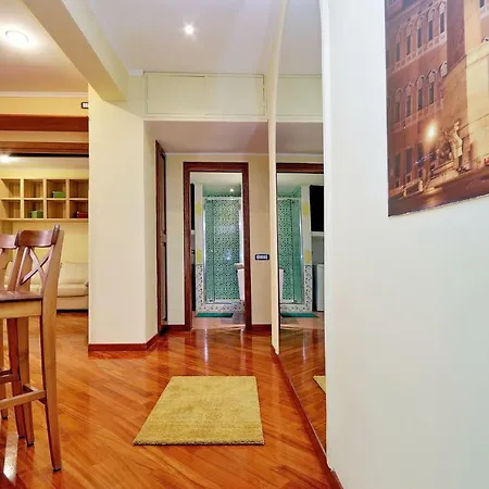 Saras Apartment *