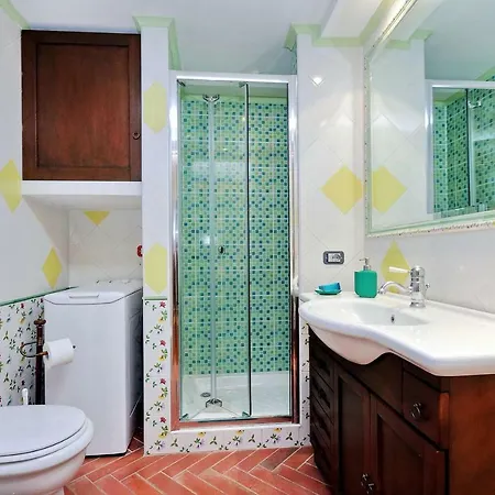 Saras Apartment